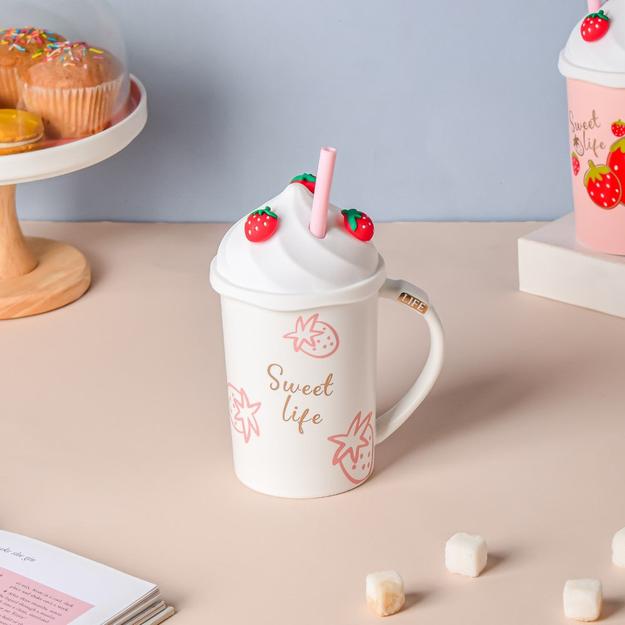 Strawberry Coffee Mug With Lid And Straw 380 ml