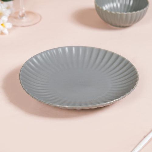 Set Of 4 Solid Grey Scallop Snack Plates 8 Inch