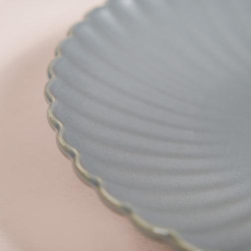 Set Of 4 Solid Grey Scallop Snack Plates 8 Inch