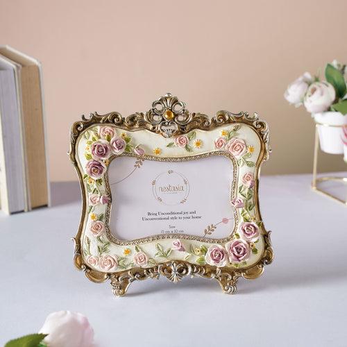 Floral Vintage Photo Frame