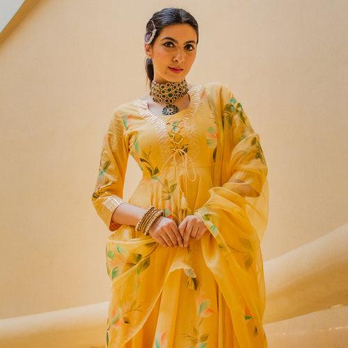 AESTHETIC YELLOW HANDPAINTED ANARKLAI SUIT