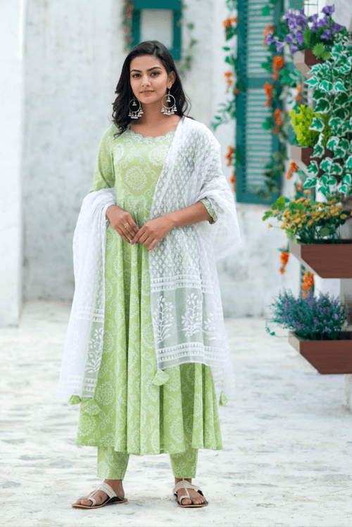 Embroidered Bandhani Suit Set In Light Green