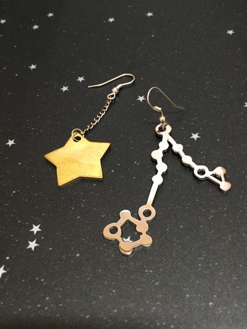 Gold Star 'PISCES' Earrings