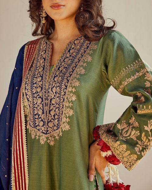 Zoya Kurta