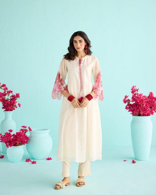 Zainab Kurta