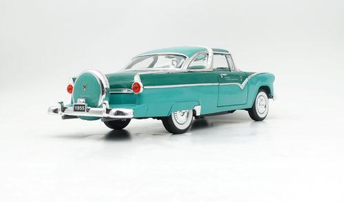 1955 Ford Crown Victoria -1:18 Scale Model Die Cast Car by Road Signature