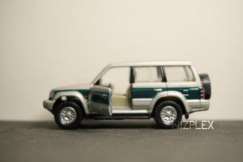 Tomica PRM04 Mitsubishi Pajero Diecast Scale Model Collectible Car