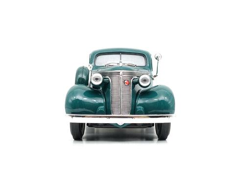 1937 Studebaker Coupe Express Pick Up -1:18 Scale Model Die Cast Car by Road Signature