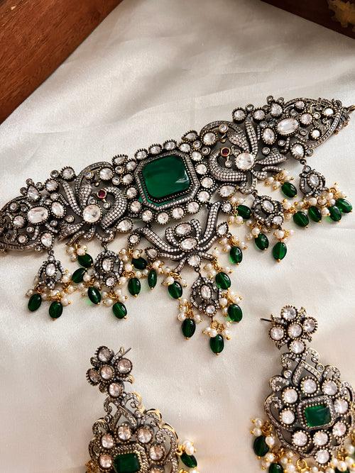 Kundan Emerald choker NC1074