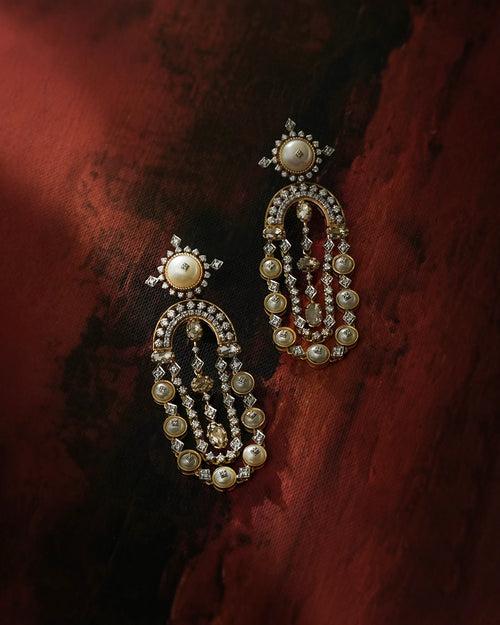 Izna Earrings