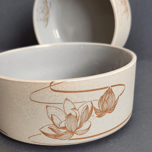 Isles of Indivarā (Stoneware) - Fruit Bowl (Single pc)