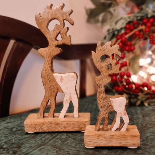 Reindeer wooden decor set