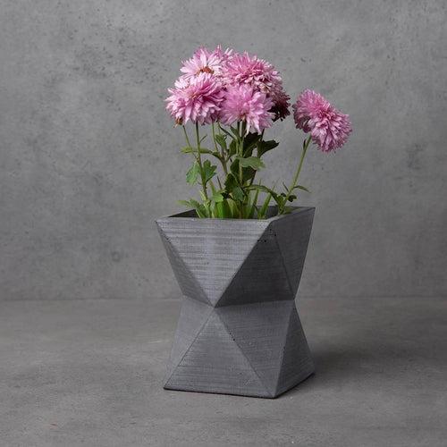 Concrete Geo Vase-Mid Size Planters