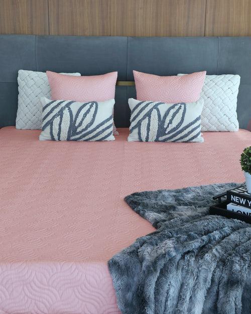 Casa Blush Pink Bedspread Set