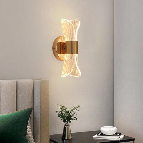 Transparent 8W Curvy LED Wall Lamp Bedside Light - Warm White