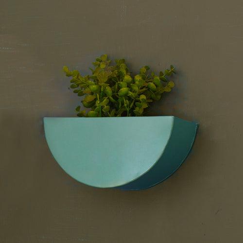 Crescent Metal Mounted Wall Planter in Fern Green